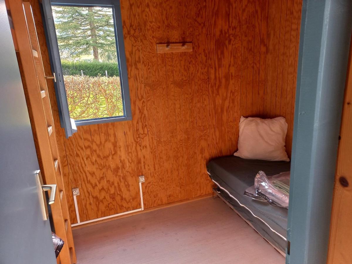 Camping Les Feuilles Chauffailles Exteriör bild